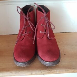 BLOX Red/Burgundy Suede Block Heel Lace Up Ankle Boots 2.5" Heel Sz Eur 39 US 8